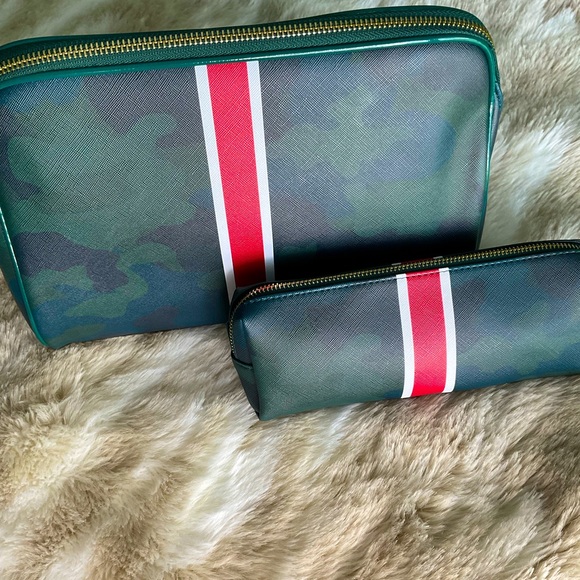 Charlotte and Emerson Cosmetic/Travel bags set of 2 - Picture 5 of 13